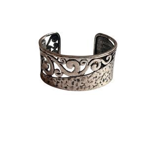 Antique Silver Hammered Cut Out Filigree Women’s Designer Cuff Bracelet